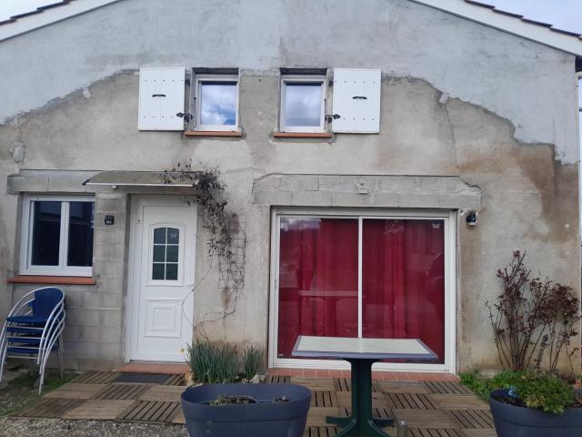 proriete de deux maison et attelier