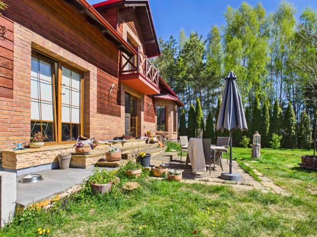 Prosta 211 m², Rokocin