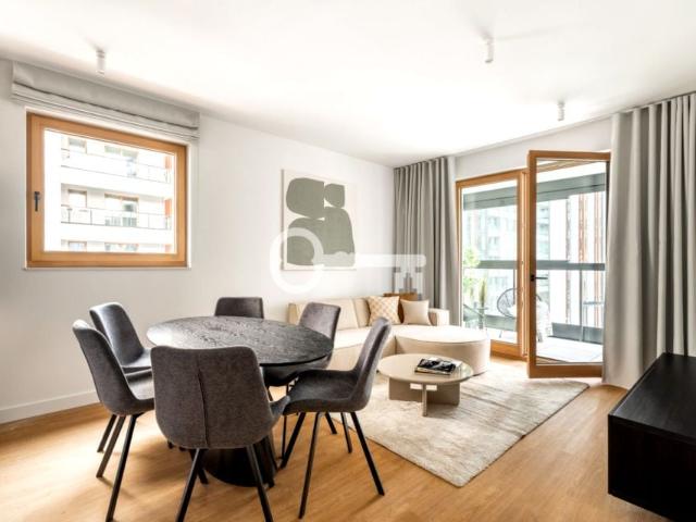 Prosta 77 m², Warszawa