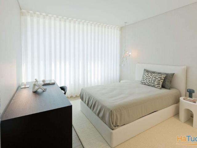Prata Riverside Village | 26084078332