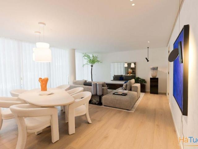 Prata Riverside Village | 26084078336