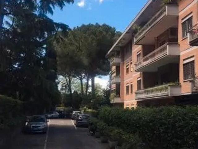 Prati fiscali trilocale con posto auto