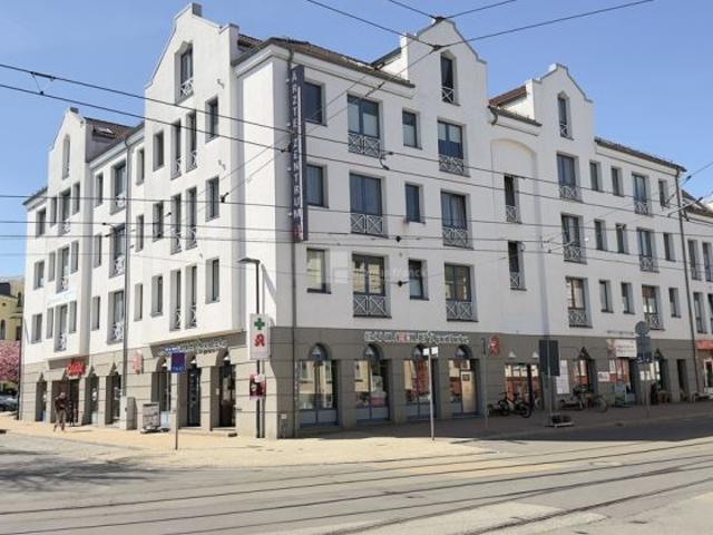 Praxis 185 qm Empfang + 6 Zimmer