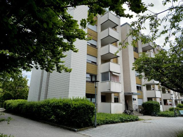 Praxis /Büro /Wohnflächen in Ortszentrum