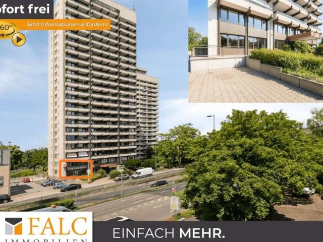 Praxis oder Bürofläche in Köln Riehl – 124 m² auf zwei Ebenen mit fünf Stellplätzen