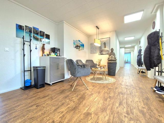 Praxisräume in bestehendem Therapiezentrum | dreamo. Ch