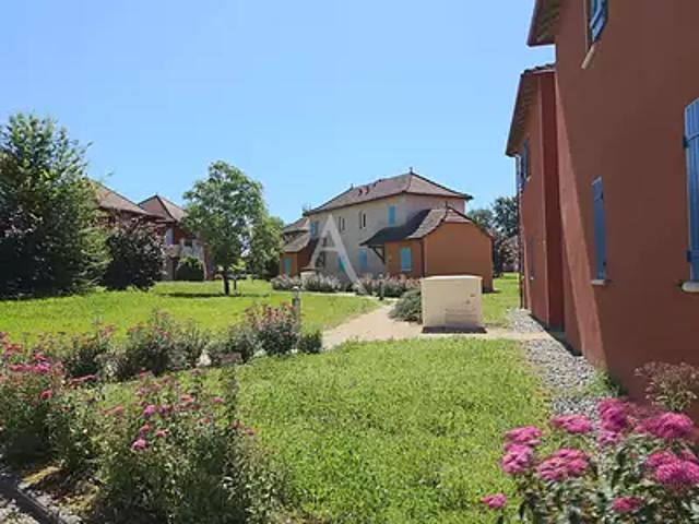 Prayssac 46220 Achat / Vente appartement 3 pièces t3 au dernier étage piscine