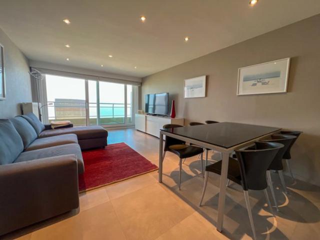 Prachtig 1 slpk appartement met zeezicht! +staanplaats