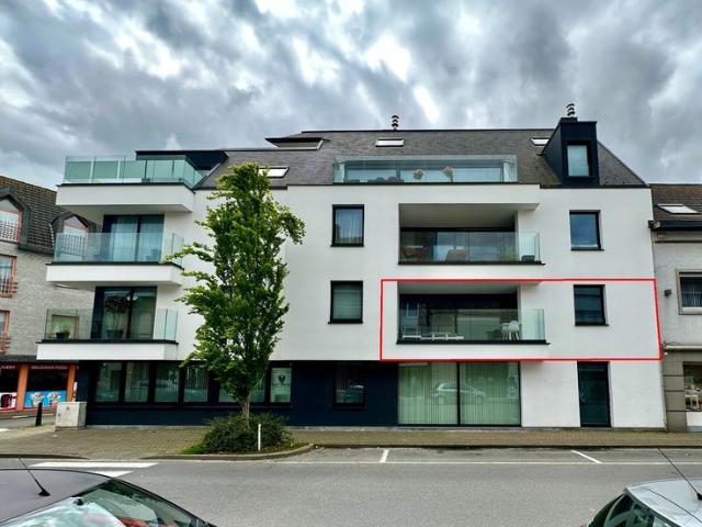 Prachtig appartement met 2 terrassen, Torhout