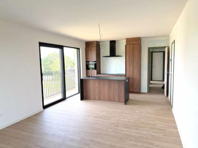Prachtig appartement met 2 slaapkamers, terras en autostaanplaats nabij centrum Lier