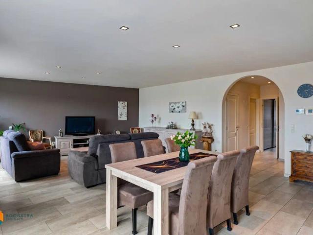 Prachtig appartement met 2 slpkrs te Putte