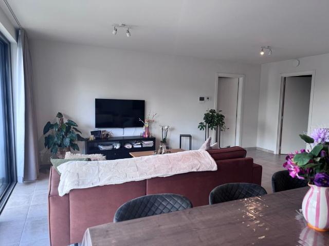 Prachtig appartement met twee autostaanplaatsen in Leefdaal!