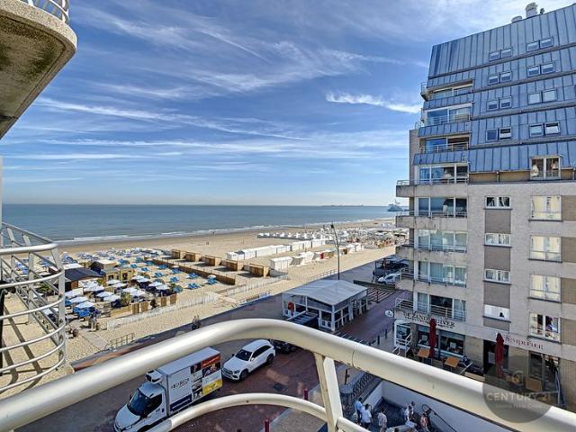 Prachtig appartement met zijdelings zeezicht