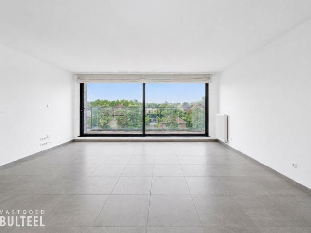 Prachtig dakappartement in Puivelde!