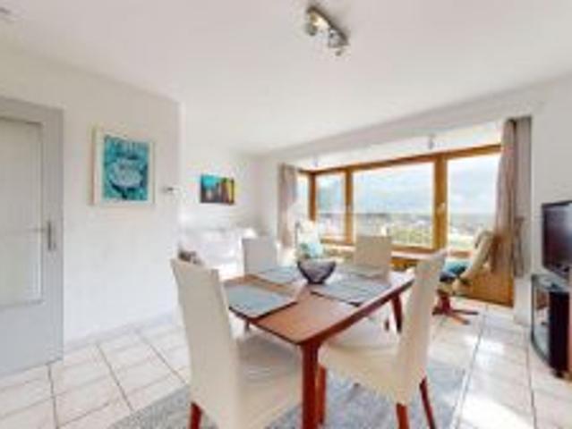 Prachtig één slaapkamer appartement met een open zicht