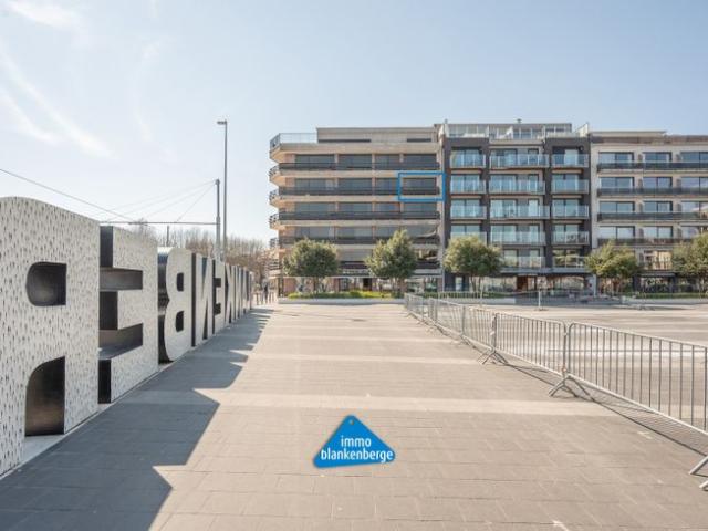 Prachtig Gemeubeld Appartement met 2 Slaapkamers en Ademb.