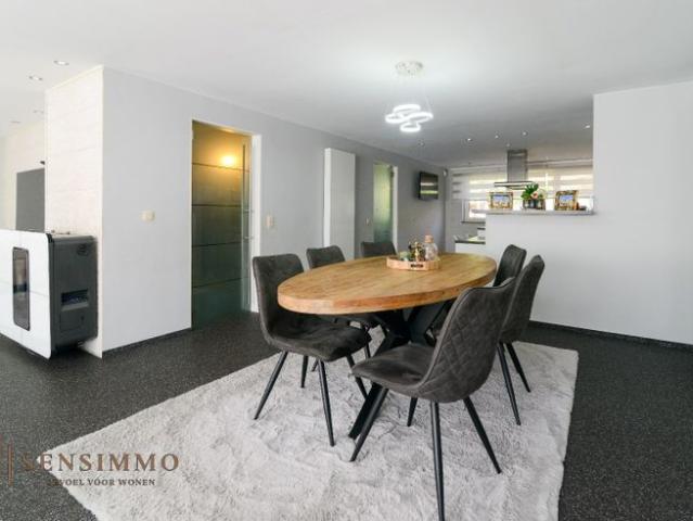 Prachtig gelegen energiezuinig en instapklare woning!