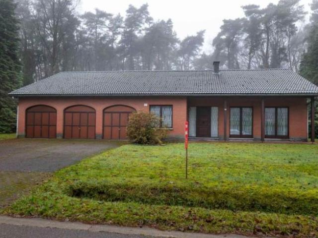 PRACHTIG GELEGEN WONING