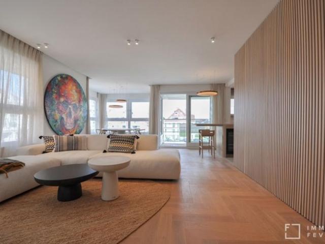 Prachtig hoekappartement nabij Zeedijk en het Casino