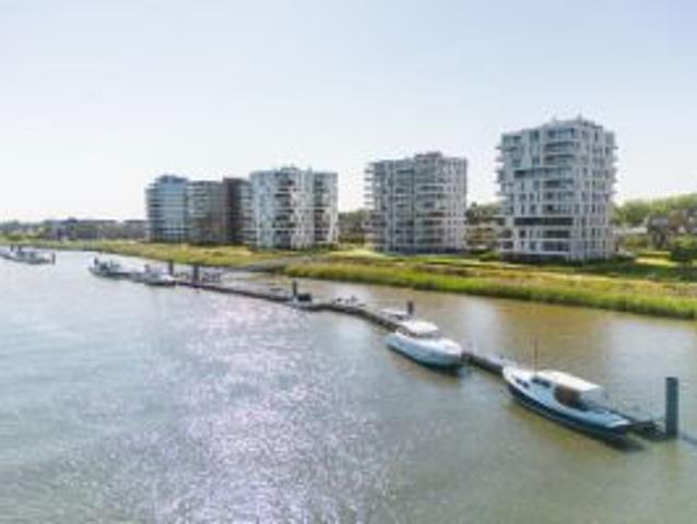 Prachtig nieuwbouw appartement met ruim terras