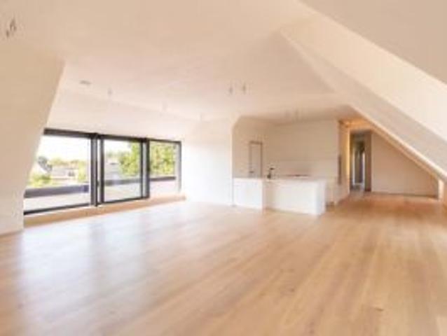 Prachtig nieuwbouw dakappartement met fenomenaal terras 102m
