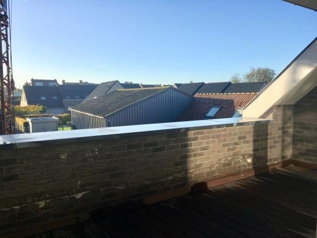 Prachtig recent hoekappartement met groot terras