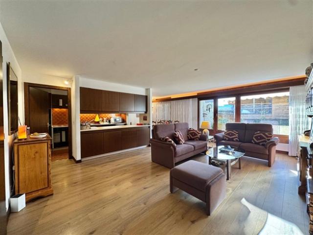 Prächtige 4,5 Zimmer Wohnung am Rand des Crans Montana Golfplatzes