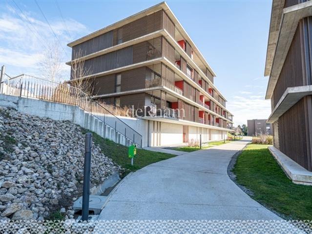 Prächtige 4,5 Zimmer Wohnung – Le Mont sur Lausanne