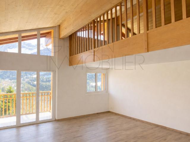 Prächtige 4,5 Zimmer Maisonette Wohnung TND13