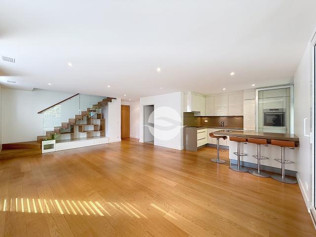 PRÄCHTIGE 4 ZIMMER DUPLEX WOHNUNG IN EINER LUXURIÖSEN RESIDENZ