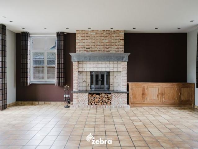 Prachtige charmante villa op een toplocatie te Rumbeke!