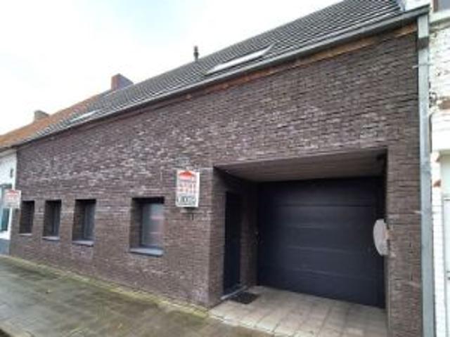 Prachtige gerenoveerde energiezuinige woning, 3 slpks, garag