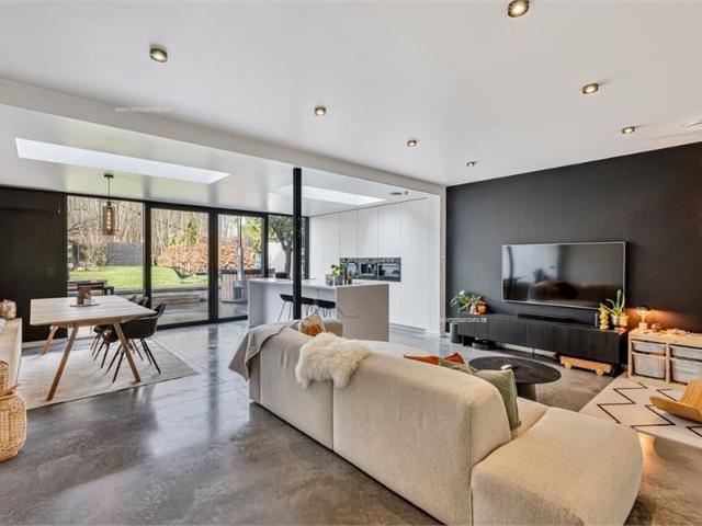 Prachtige gerenoveerde woning te Nieuwerkerken