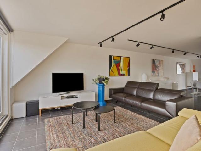 Prachtige duplex te koop in De Panne, op 50m van zee!