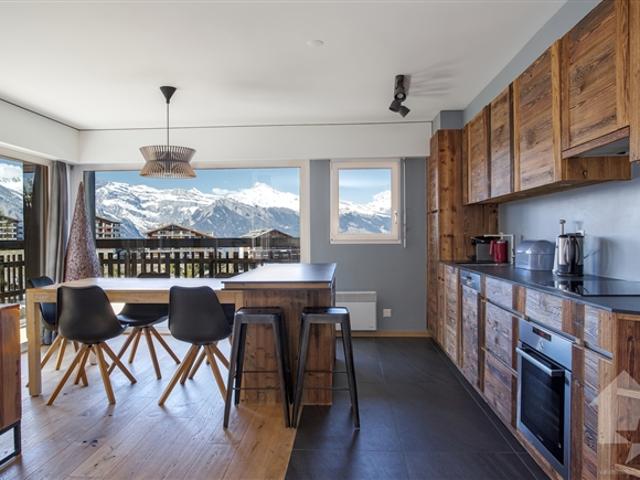 Prächtige Eckwohnung mit 4,5 Zimmern, 101 m², in der Nähe des Skigebiets