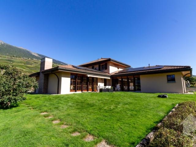 Prächtige freistehende Villa von 225 m2