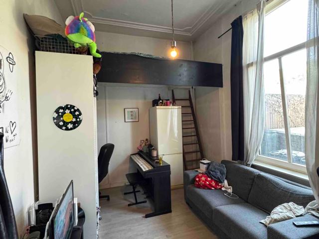 Prachtige kamer met gezamenlijk buiten