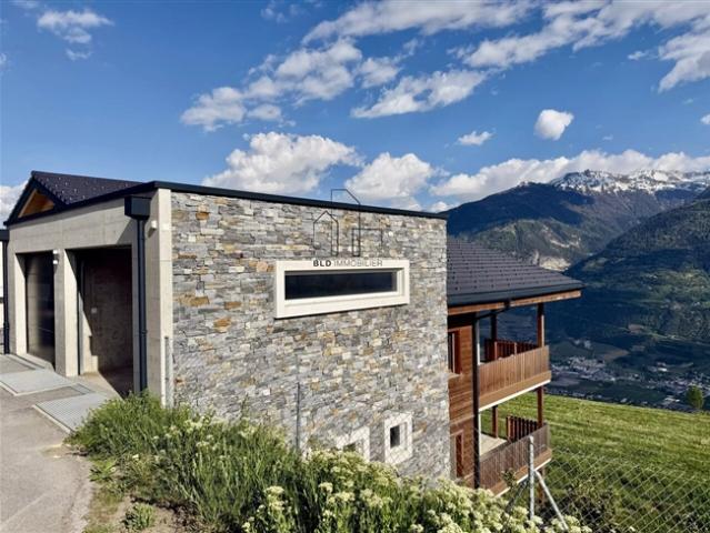 Prächtige neue Wohnung mit Garten und Blick auf das Rhônetal