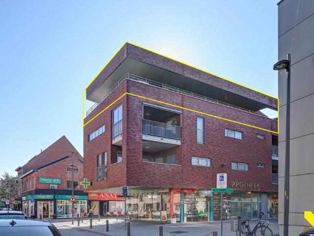 Prachtige penthouse met terras midden in het centrum