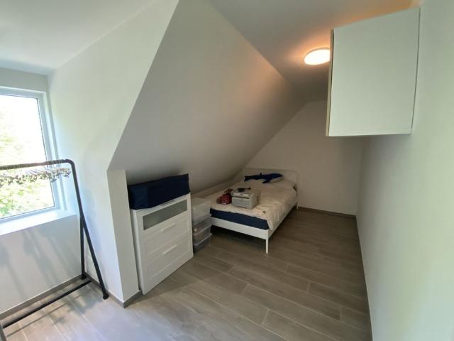 Prachtige recente duplex in een groene omgeving