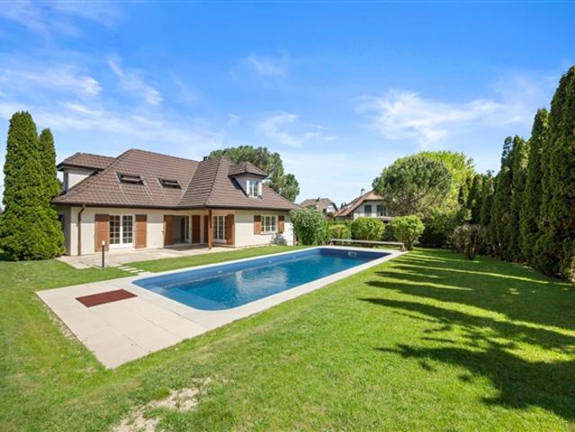 Prächtige Villa mit 6,5 Zimmern in Commugny
