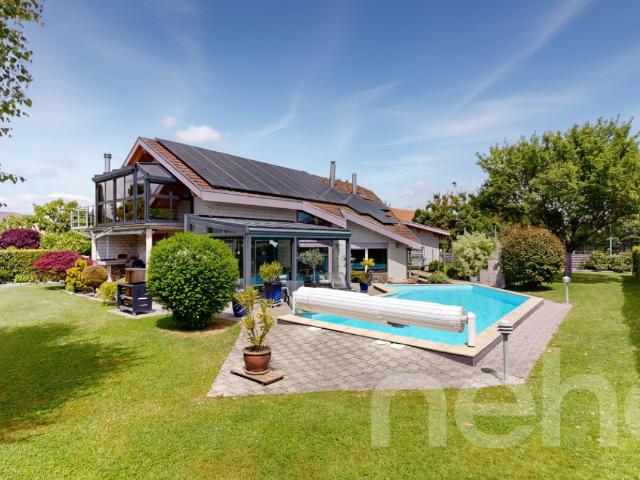 Prächtige Villa von 220 m² mit Schwimmbad