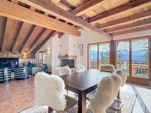 Prächtiges Doppelhaus Penthouse in Crans Montana – atemberaubende Aussicht
