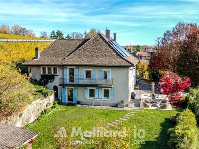 Prächtiges Haus mit 6,5 Zimmern und Garten