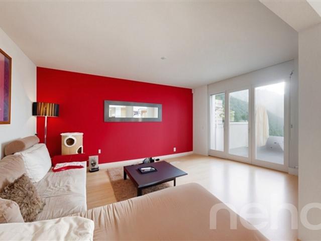 Prächtiges 5,5 Zimmer Doppelhaus in Epalinges