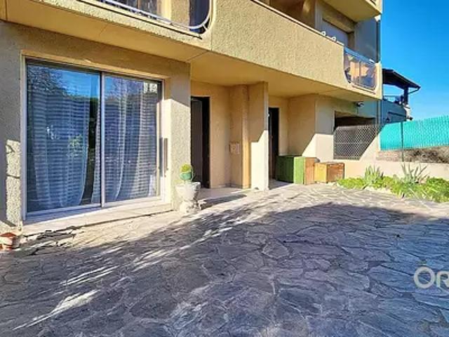 Prades 66500 Location appartement 2 pièces t2 terrasse cave