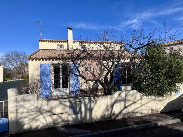 PRADES LE LEZ: VILLA T4 EN R+1 AVEC TERRAIN PISCINABLE