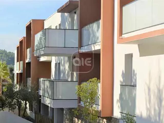 Prades le Lez 34730 Achat / Vente appartement 2 pièces t2 au dernier étage