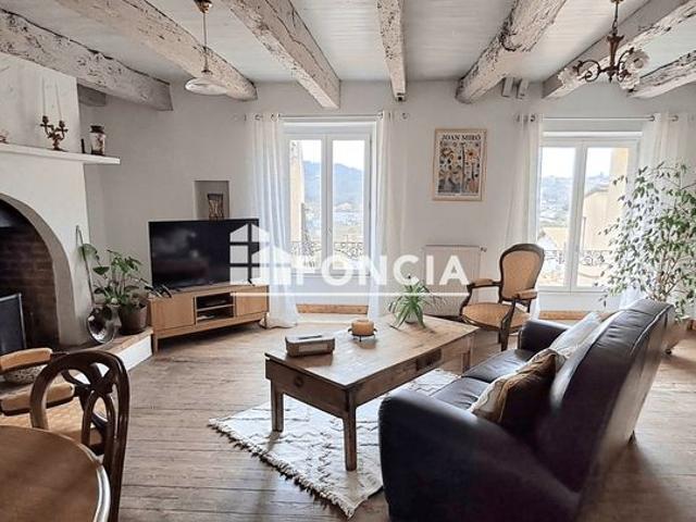 Pradines, Maison familiale d'environ 92m2, secteur calme, proches des commoditées
