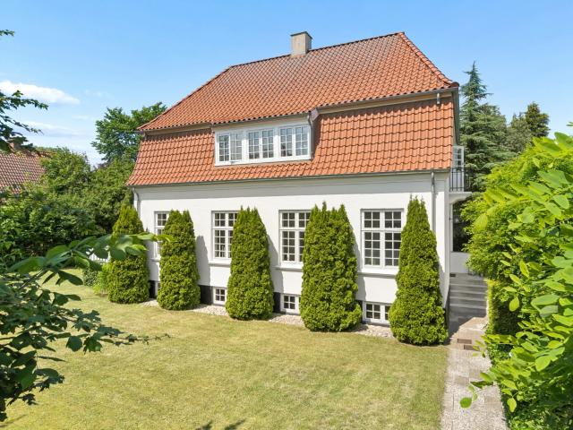 Pragtfuld villa i Kongshuskvarteret, Roskilde